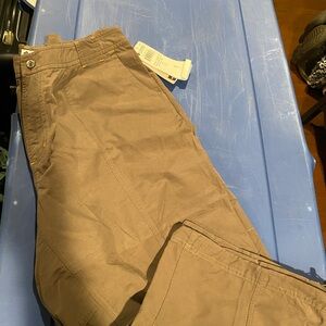 Women’s Columbia Dark Tan Capri Pants